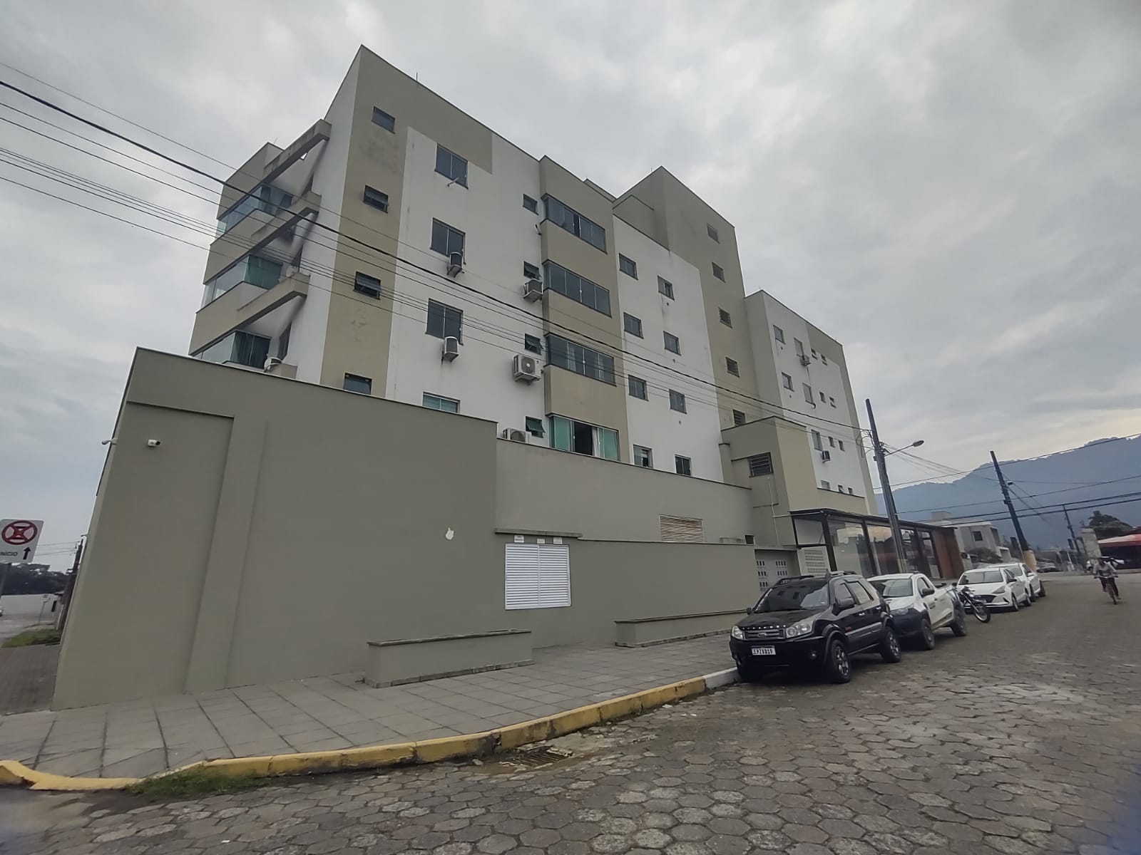 Imagem Apartamento com 2 Quartos à Venda, 77 m²em Ilha da Figueira - Jaraguá do Sul