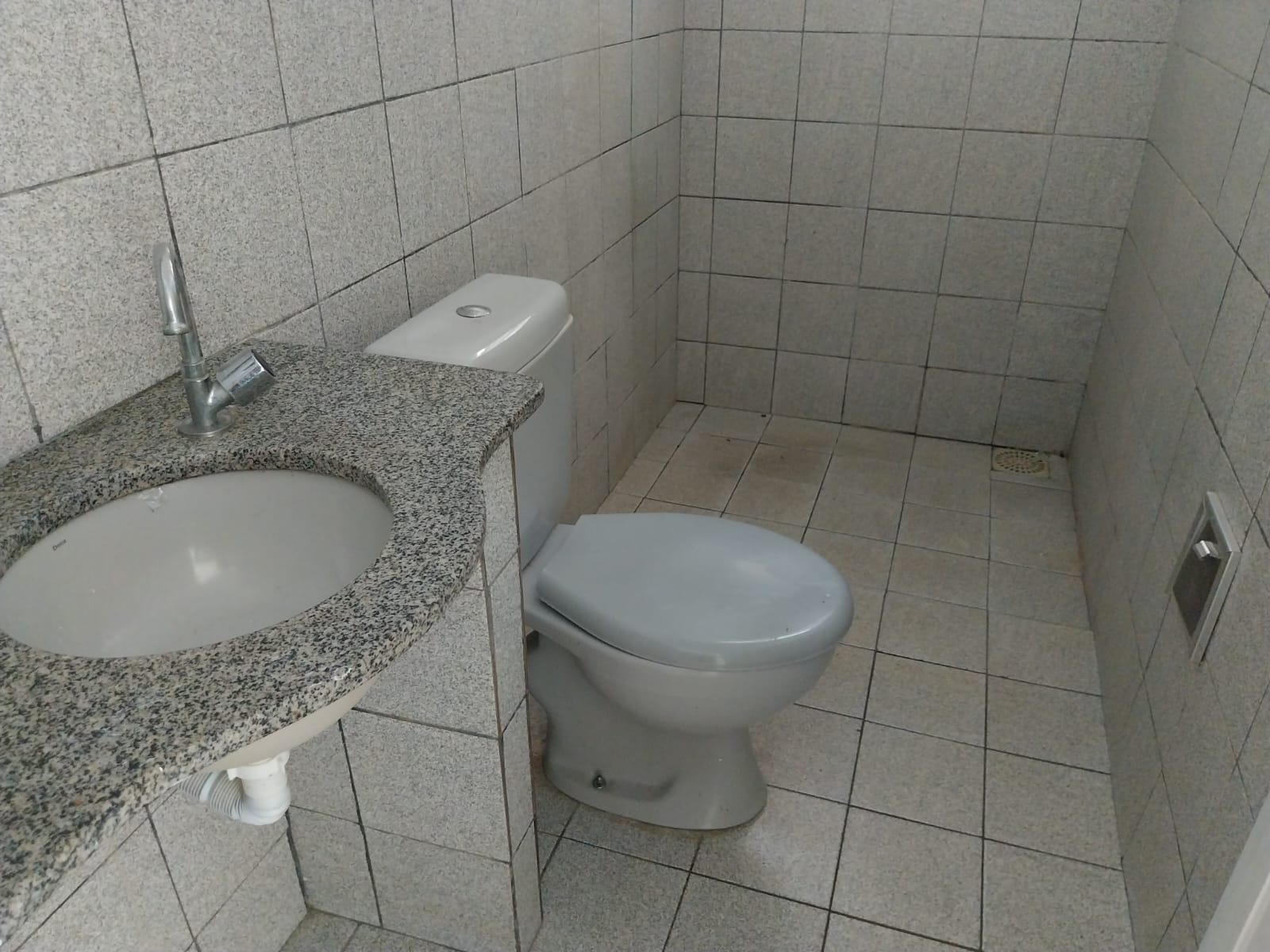 Imagem Casa com 3 Quartos à Venda, 200 m² em Cohatrac IV - São Luís Imagem Casa com 3 Quartos à Venda, 200 m² em Cohatrac IV - São Luís