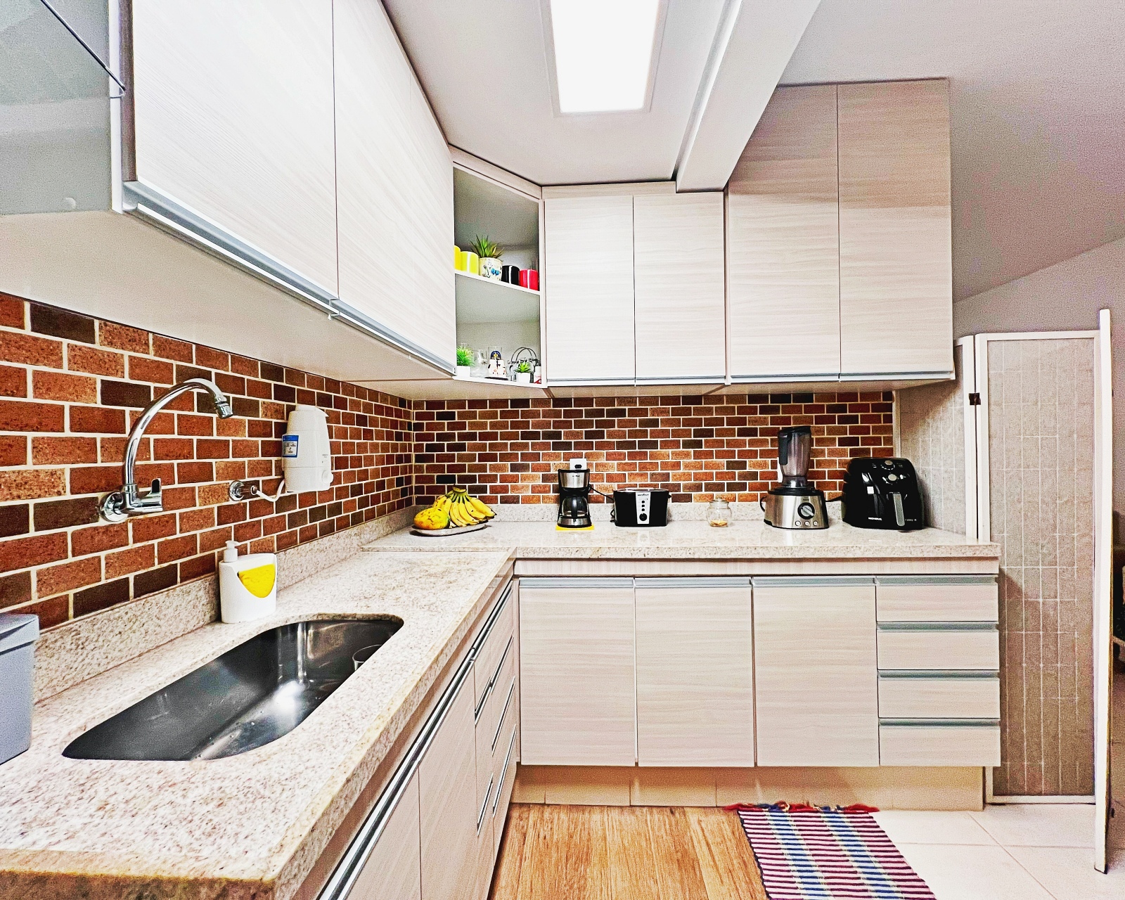 Imagem Casa de Condomínio com 2 Quartos à Venda, 74 m²em Flores - Manaus