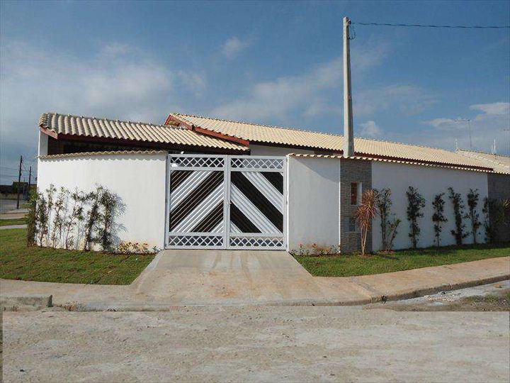 Imagem Casa com 2 Quartos à Venda, 75 m² em Tupy - Itanhaém Imagem Casa com 2 Quartos à Venda, 75 m² em Tupy - Itanhaém