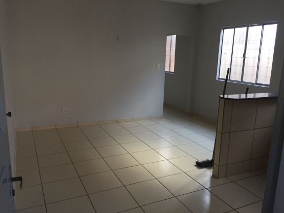 Imagem Casa com 3 Quartos para Alugar, 1 m² em COHAB Anil I - São Luís