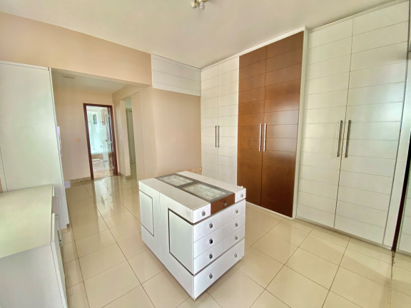 Imagem Apartamento com 4 Quartos à Venda, 370 m² em Lagoa Nova - Natal