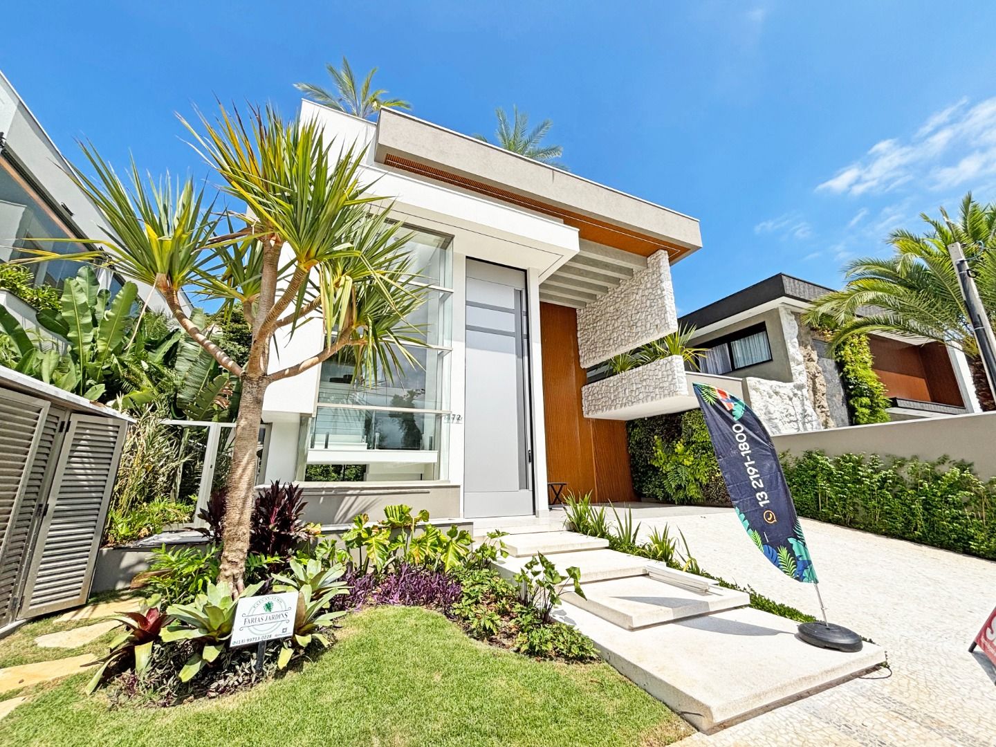 Casa com 6 Quartos à Venda, 475 m² em Riviera - Bertioga