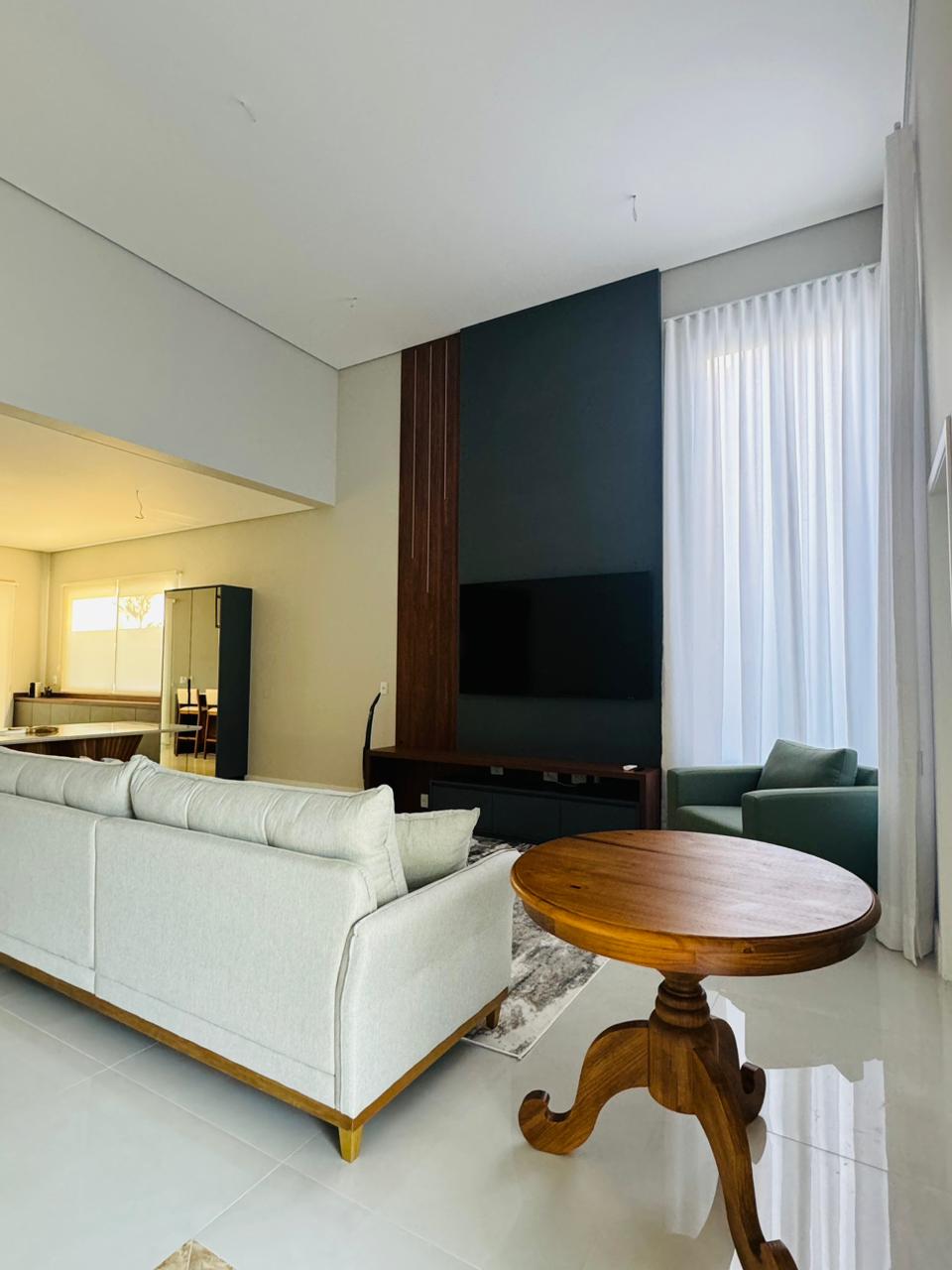 Imagem Casa de Condomínio com 3 Quartos à Venda, 240 m²em Medeiros - Jundiaí