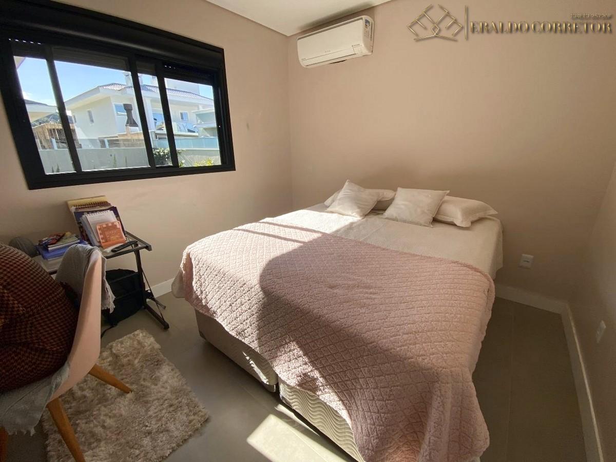 Imagem Casa com 3 Quartos à Venda, 254 m²em Ingleses do Rio Vermelho - Florianópolis Imagem Casa com 3 Quartos à Venda, 254 m²em Ingleses do Rio Vermelho - Florianópolis