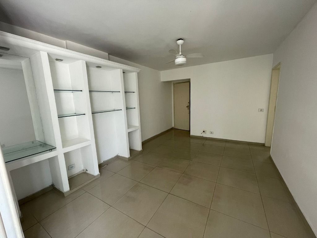 Imagem Apartamento com 2 Quartos à Venda, 142 m²em Icaraí - Niterói Imagem Apartamento com 2 Quartos à Venda, 142 m²em Icaraí - Niterói