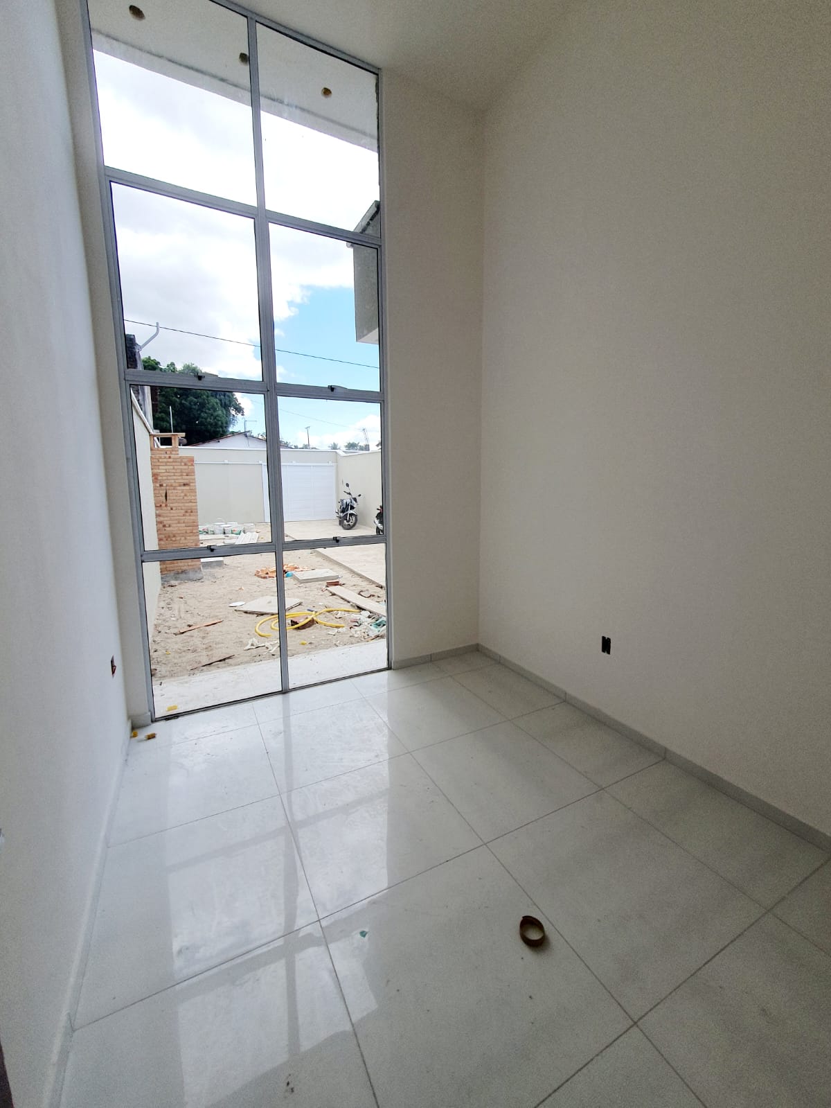 Imagem Casa com 3 Quartos à Venda, 92 m²em Luzardo Viana - Maracanaú Imagem Casa com 3 Quartos à Venda, 92 m²em Luzardo Viana - Maracanaú