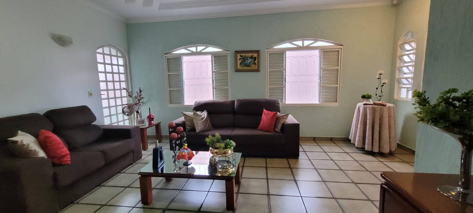 Imagem Casa com 4 Quartos à Venda, 213 m² em Jardim Roma - Caldas Novas