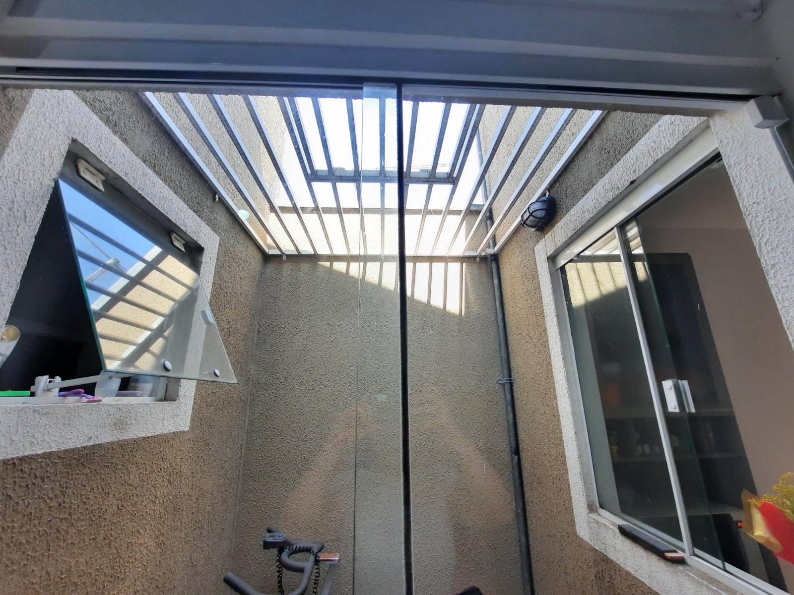 Imagem Casa com 2 Quartos à Venda, 43 m² em Tatuquara - Curitiba Imagem Casa com 2 Quartos à Venda, 43 m² em Tatuquara - Curitiba