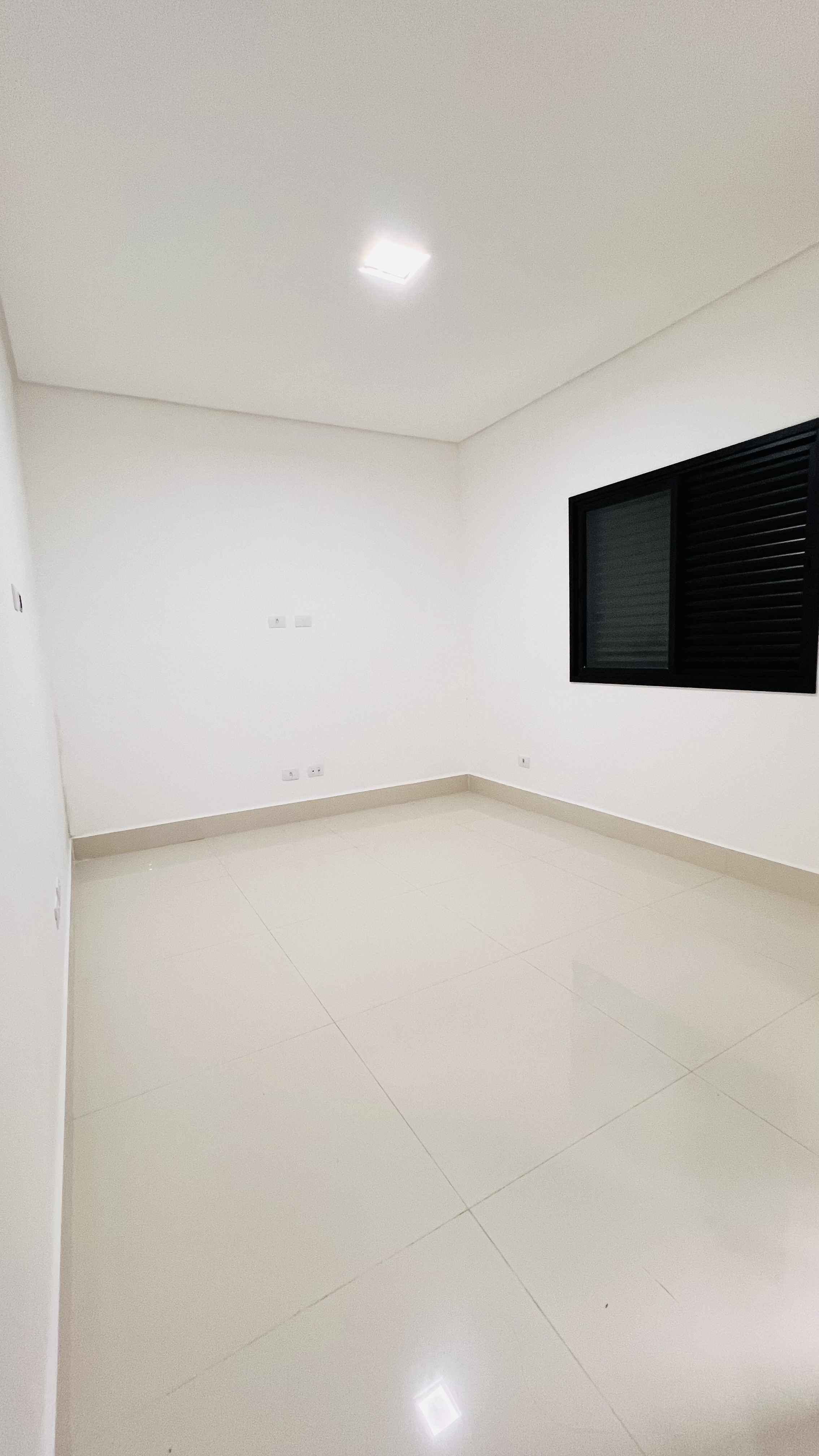 Imagem Casa com 1 Quarto à Venda, 115 m²em Caiçara - Praia Grande