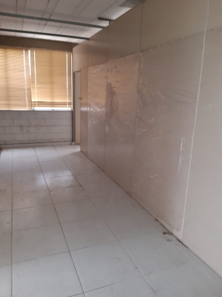 Imagem Galpão à Venda ou Locação, 600 m² em Vila das Palmeiras - Guarulhos