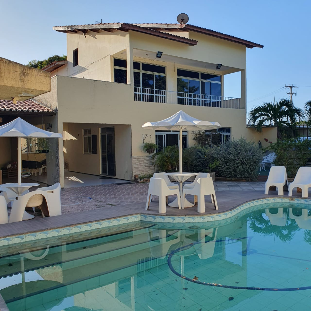 Imagem Casa com 3 Quartos à Venda, 762 m² em Sapiranga-Coité - Fortaleza Imagem Casa com 3 Quartos à Venda, 762 m² em Sapiranga-Coité - Fortaleza