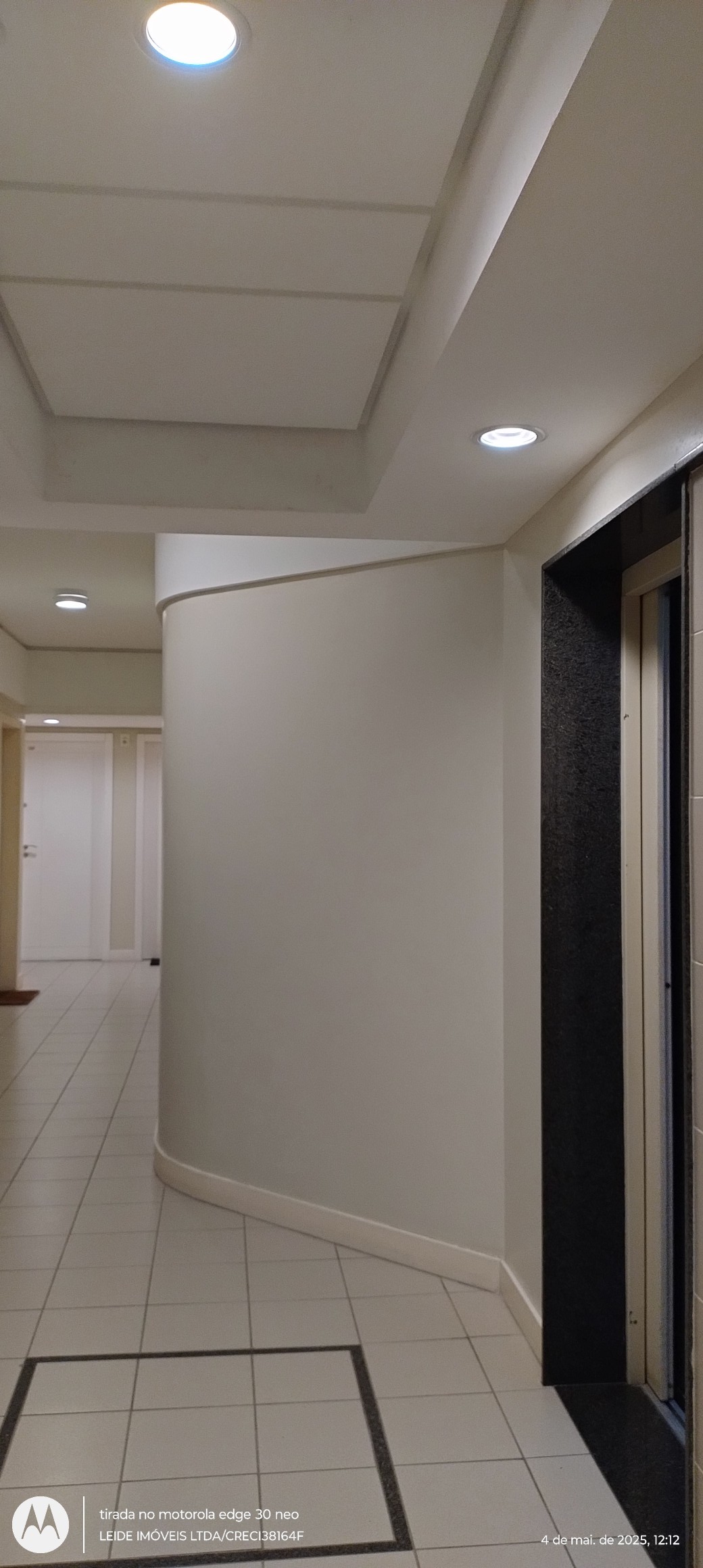Imagem Apartamento com 2 Quartos à Venda, 62 m² em Centro - Florianópolis