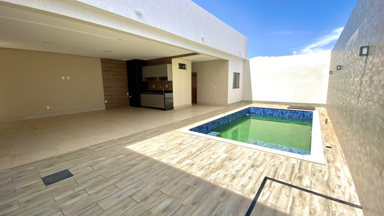 Imagem Casa de Condomínio com 4 Quartos à Venda,  em Setor Habitacional Vicente Pires - Brasília
