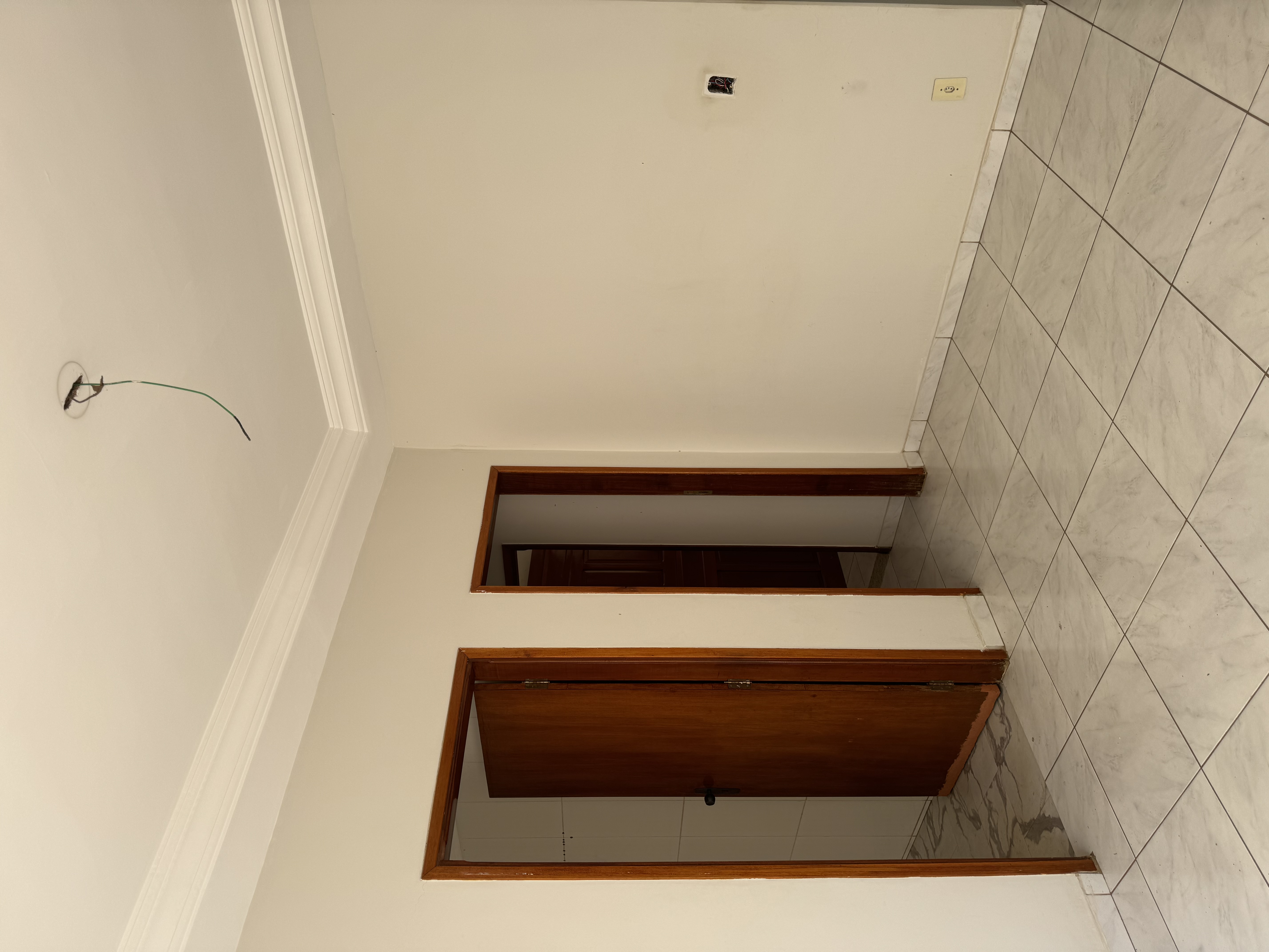 Imagem Casa com 3 Quartos para Alugar, 230 m² em Setor Bueno - Goiânia