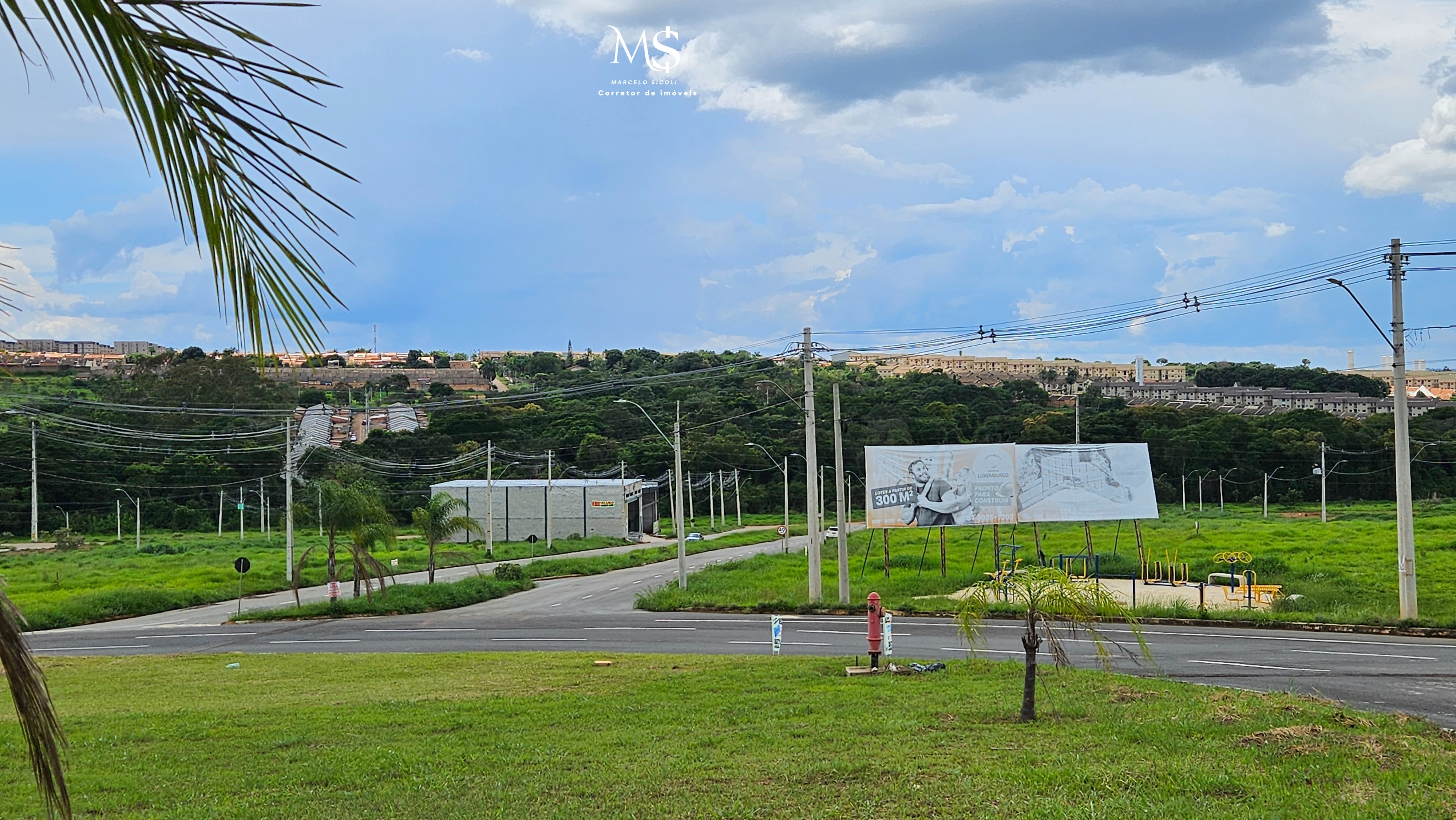 Imagem Galpão à Venda ou Locação, 300 m²em Jardins Versailles - Valparaíso de Goiás