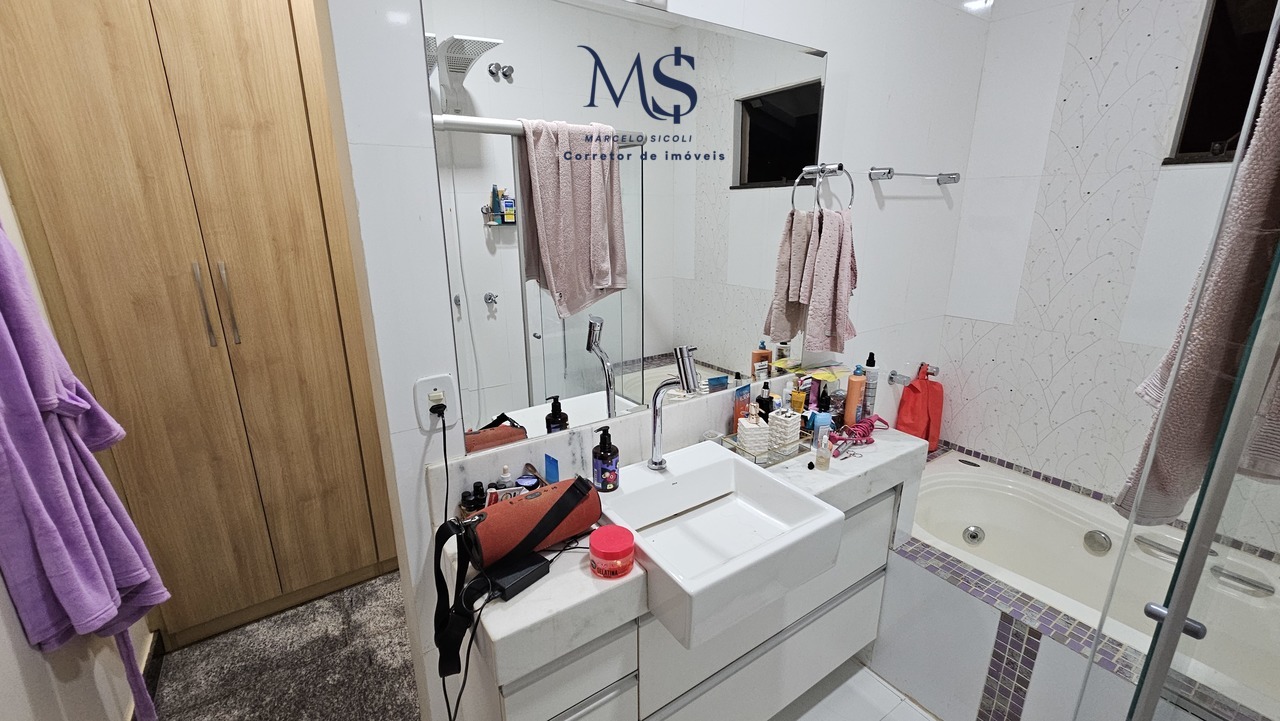 Imagem Casa de Condomínio com 5 Quartos à Venda, 800 m² em Setor Habitacional Vicente Pires - Trecho 3 - Brasília Imagem Casa de Condomínio com 5 Quartos à Venda, 800 m² em Setor Habitacional Vicente Pires - Trecho 3 - Brasília
