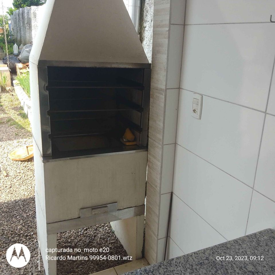 Imagem Casa com 3 Quartos à Venda, 180 m²em Santa Luzia - Criciúma Imagem Casa com 3 Quartos à Venda, 180 m²em Santa Luzia - Criciúma