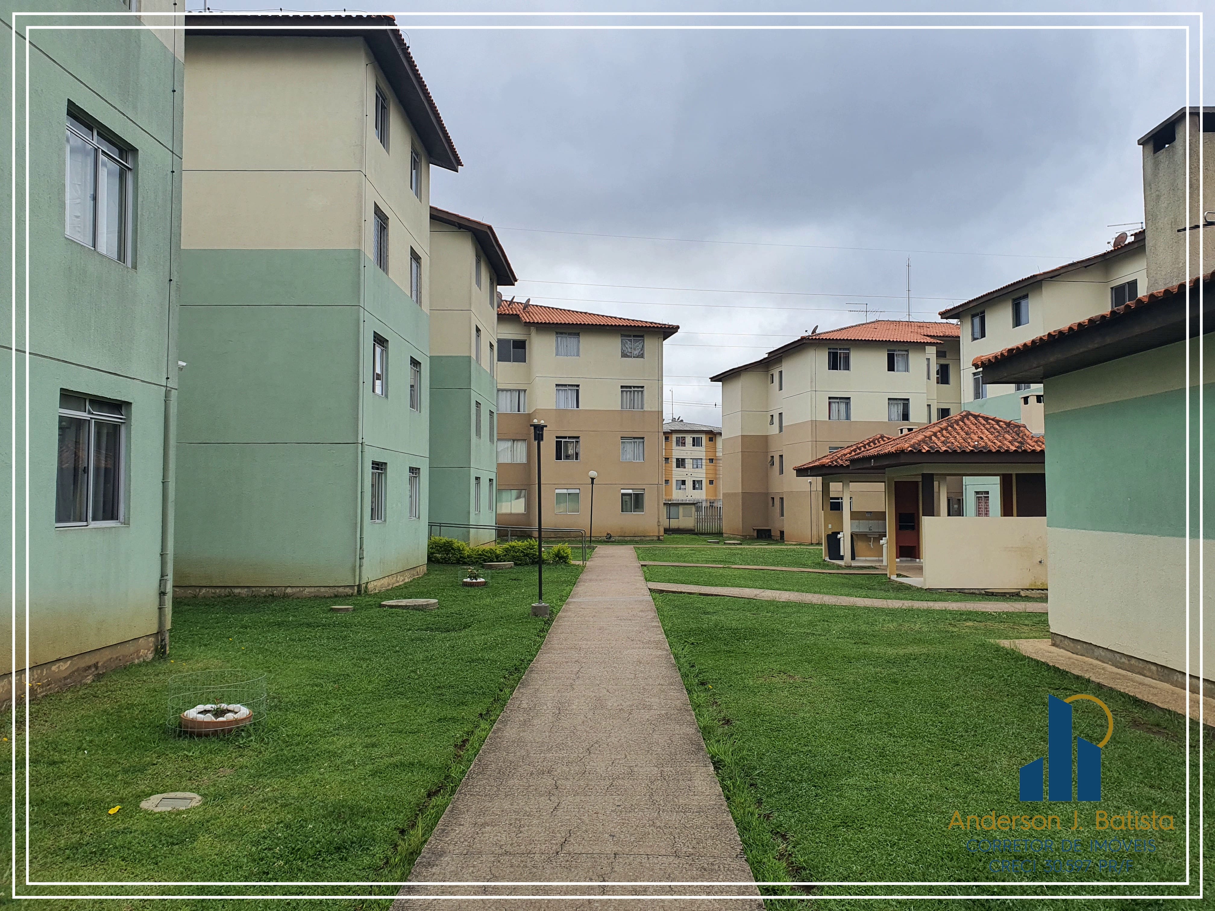 Imagem Apartamento com 2 Quartos à Venda, 48 m²em Sítio Cercado - Curitiba Imagem Apartamento com 2 Quartos à Venda, 48 m²em Sítio Cercado - Curitiba
