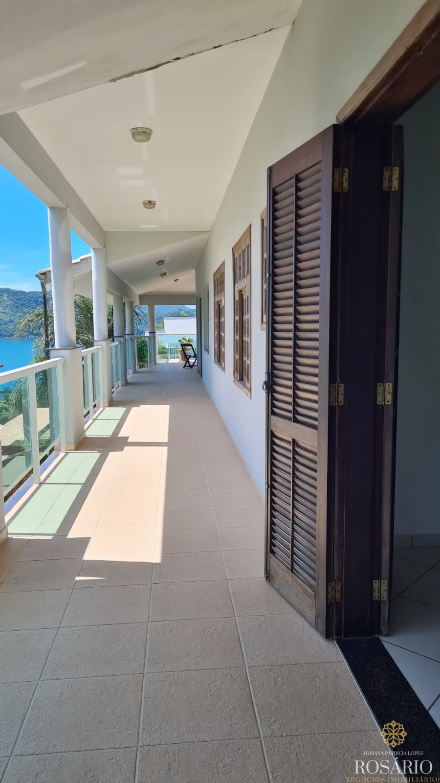 Imagem Casa de Condomínio com 9 Quartos à Venda, 212 m²em Enseada - Ubatuba Imagem Casa de Condomínio com 9 Quartos à Venda, 212 m²em Enseada - Ubatuba