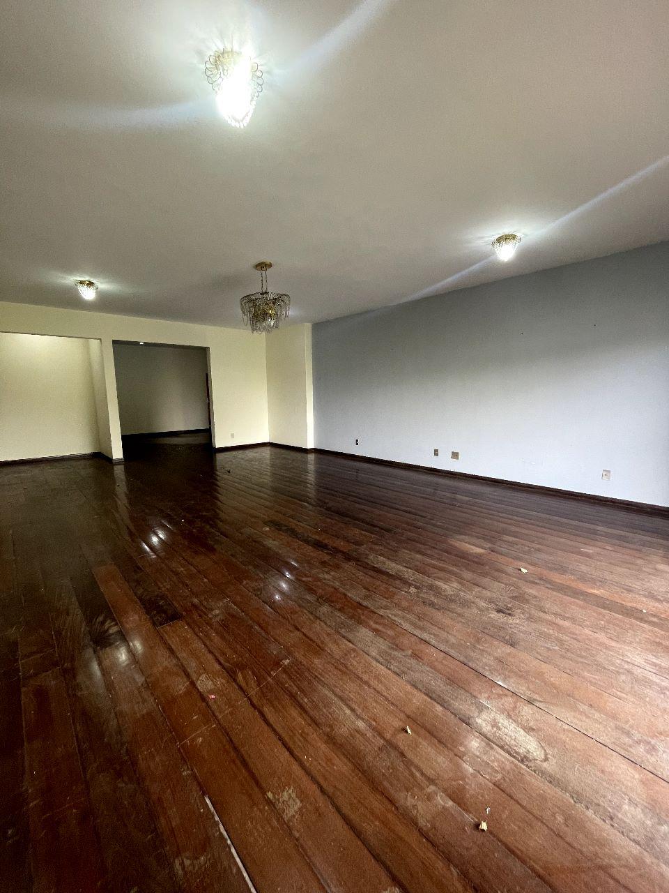 Imagem Apartamento com 4 Quartos à Venda, 288 m² em São Brás - Belém Imagem Apartamento com 4 Quartos à Venda, 288 m² em São Brás - Belém