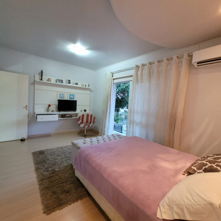 Imagem Casa com 3 Quartos à Venda,  em Cristo Rei - São Leopoldo