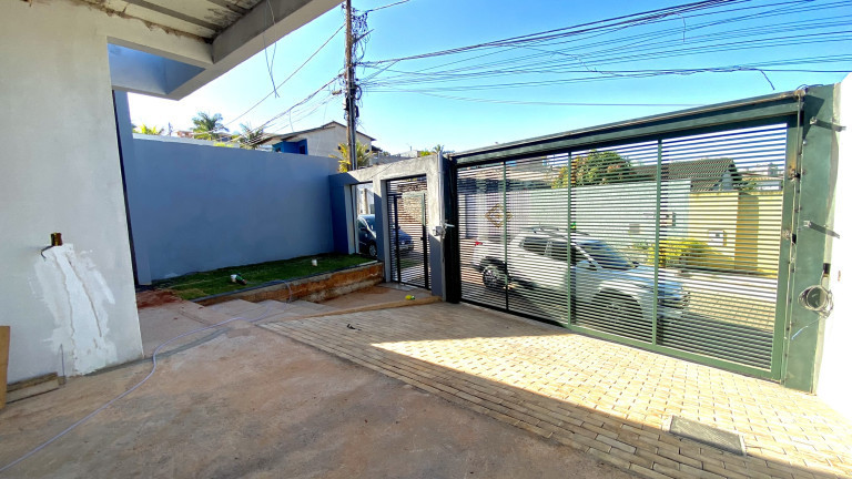 Imagem Casa de Condomínio com 3 Quartos à Venda,  em Samambaia Sul (Samambaia) - Brasília