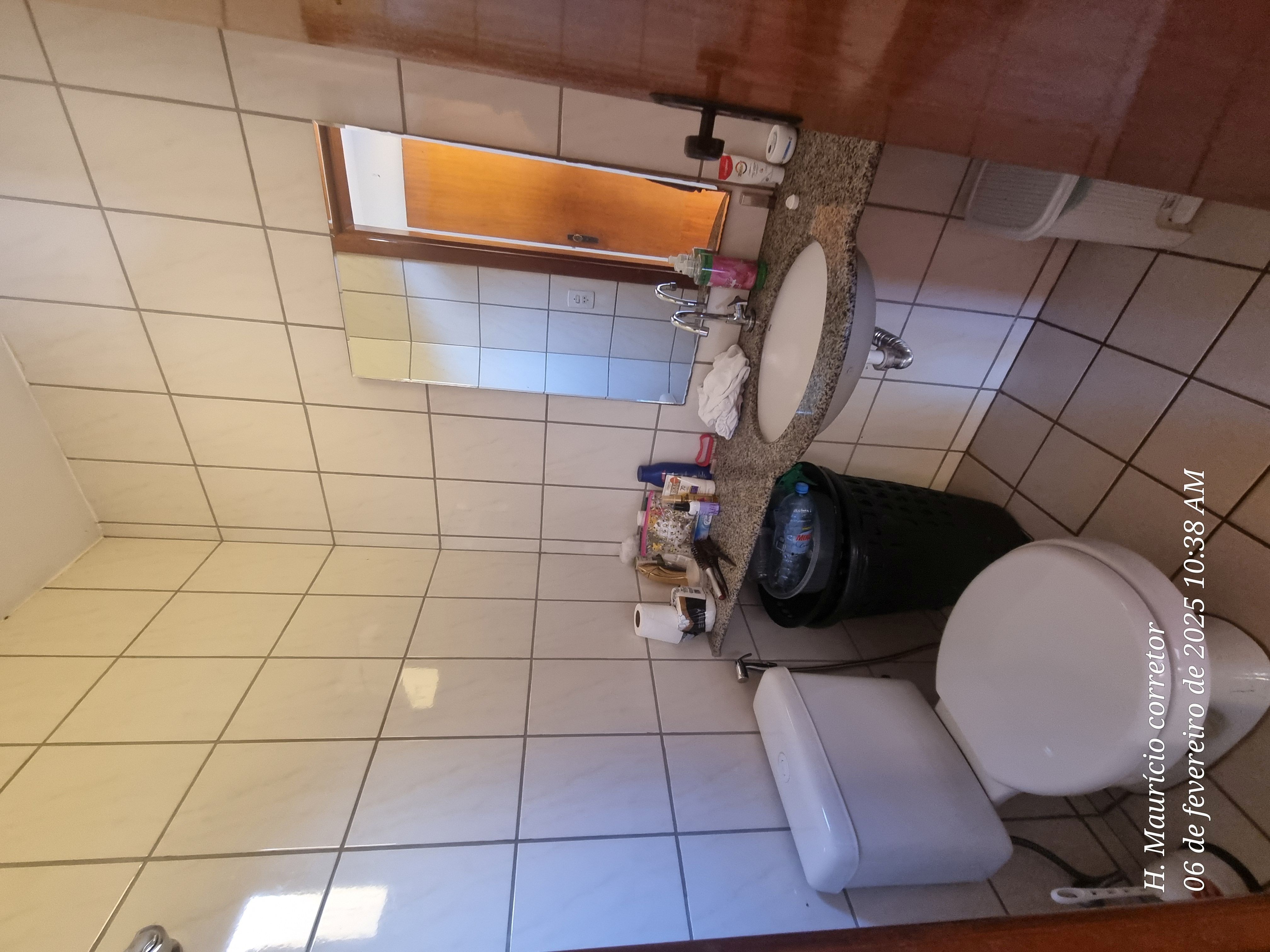 Imagem Sobrado com 3 Quartos à Venda, 151 m² em Santa Genoveva - Goiânia Imagem Sobrado com 3 Quartos à Venda, 151 m² em Santa Genoveva - Goiânia