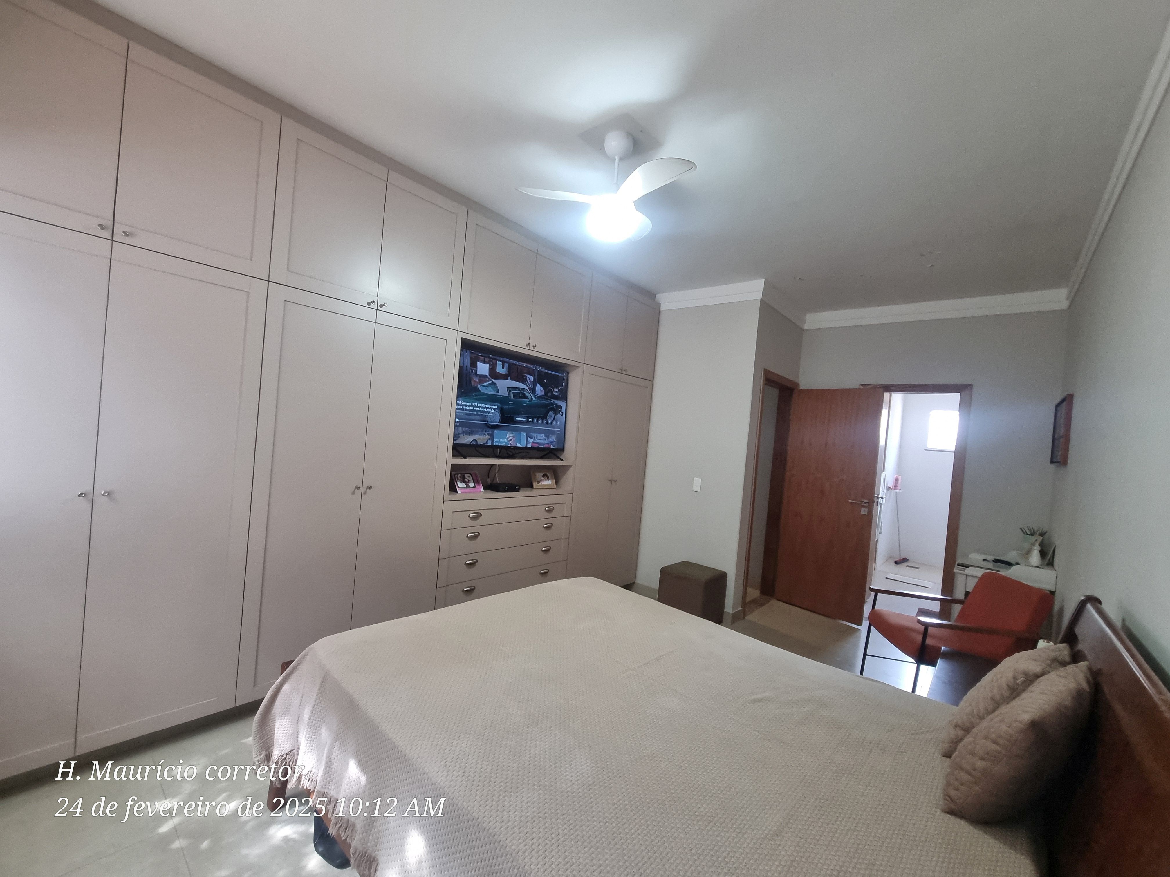 Imagem Casa com 3 Quartos à Venda, 232 m² em Setor Jaó - Goiânia Imagem Casa com 3 Quartos à Venda, 232 m² em Setor Jaó - Goiânia