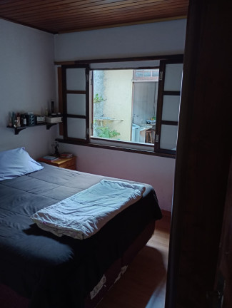 Imagem Casa com 4 Quartos à Venda, 100 m² em Cascata do Imbuí - Teresópolis