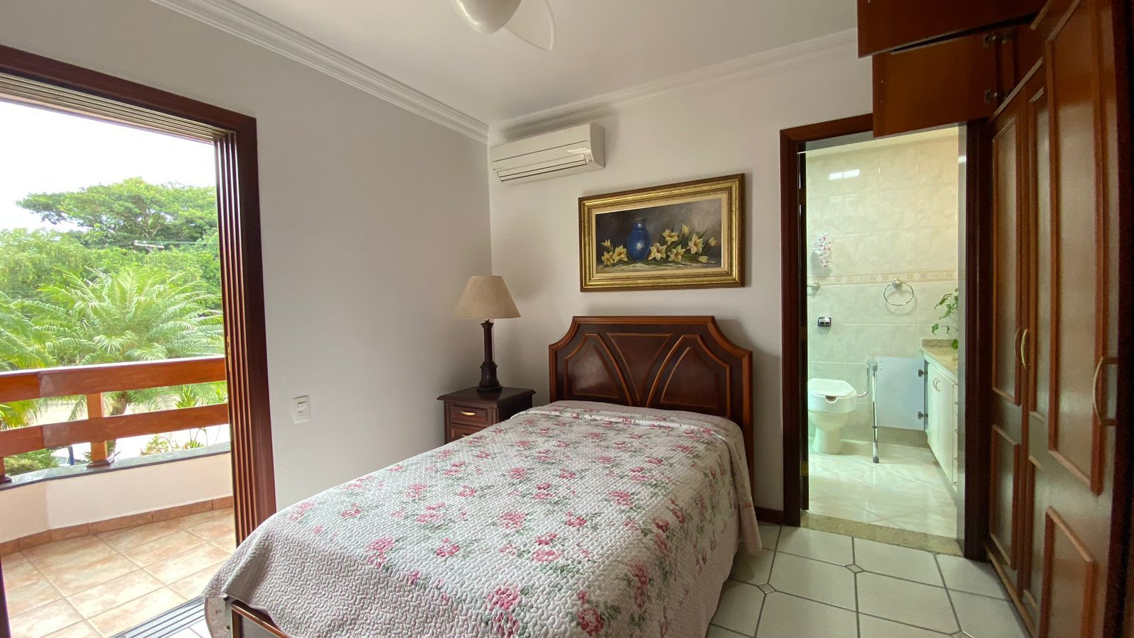 Imagem Casa com 8 Quartos à Venda ou Temporada, 896 m² em Riviera - Bertioga