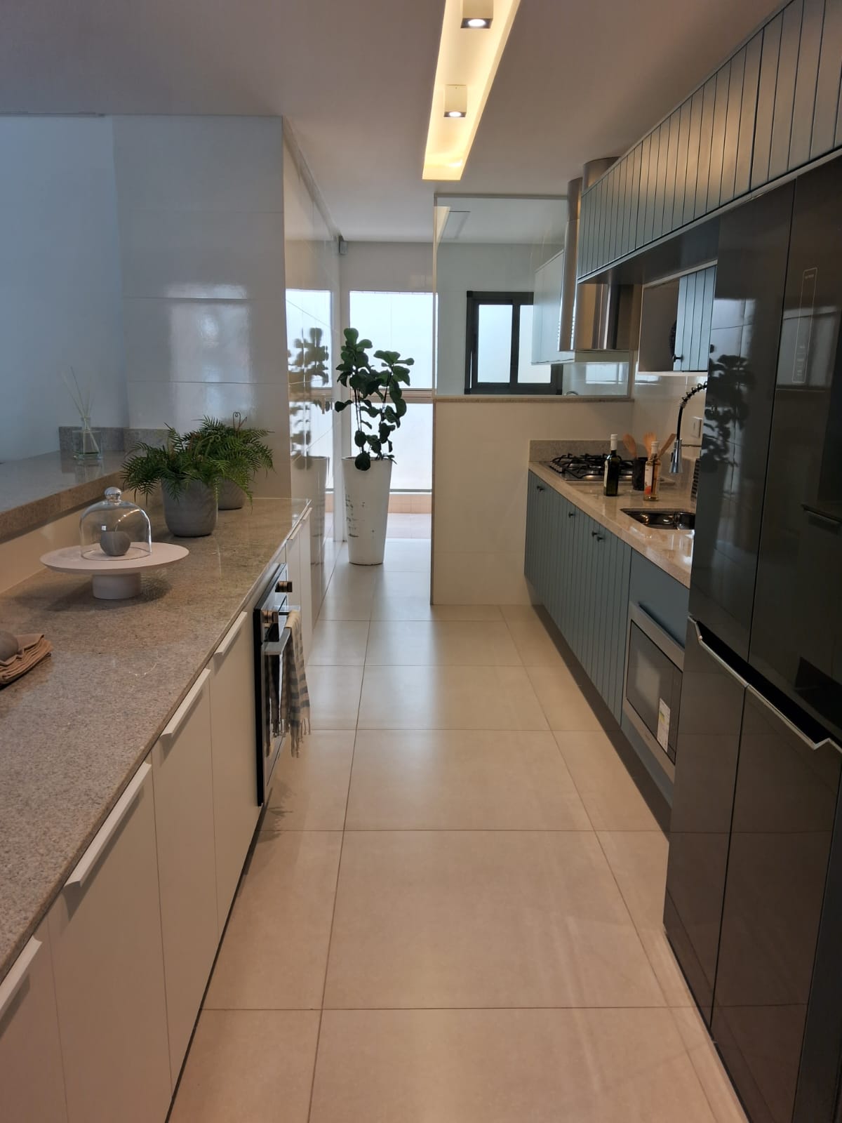 Imagem Apartamento com 3 Quartos à Venda, 142 m²em Canto do Forte - Praia Grande Imagem Apartamento com 3 Quartos à Venda, 142 m²em Canto do Forte - Praia Grande
