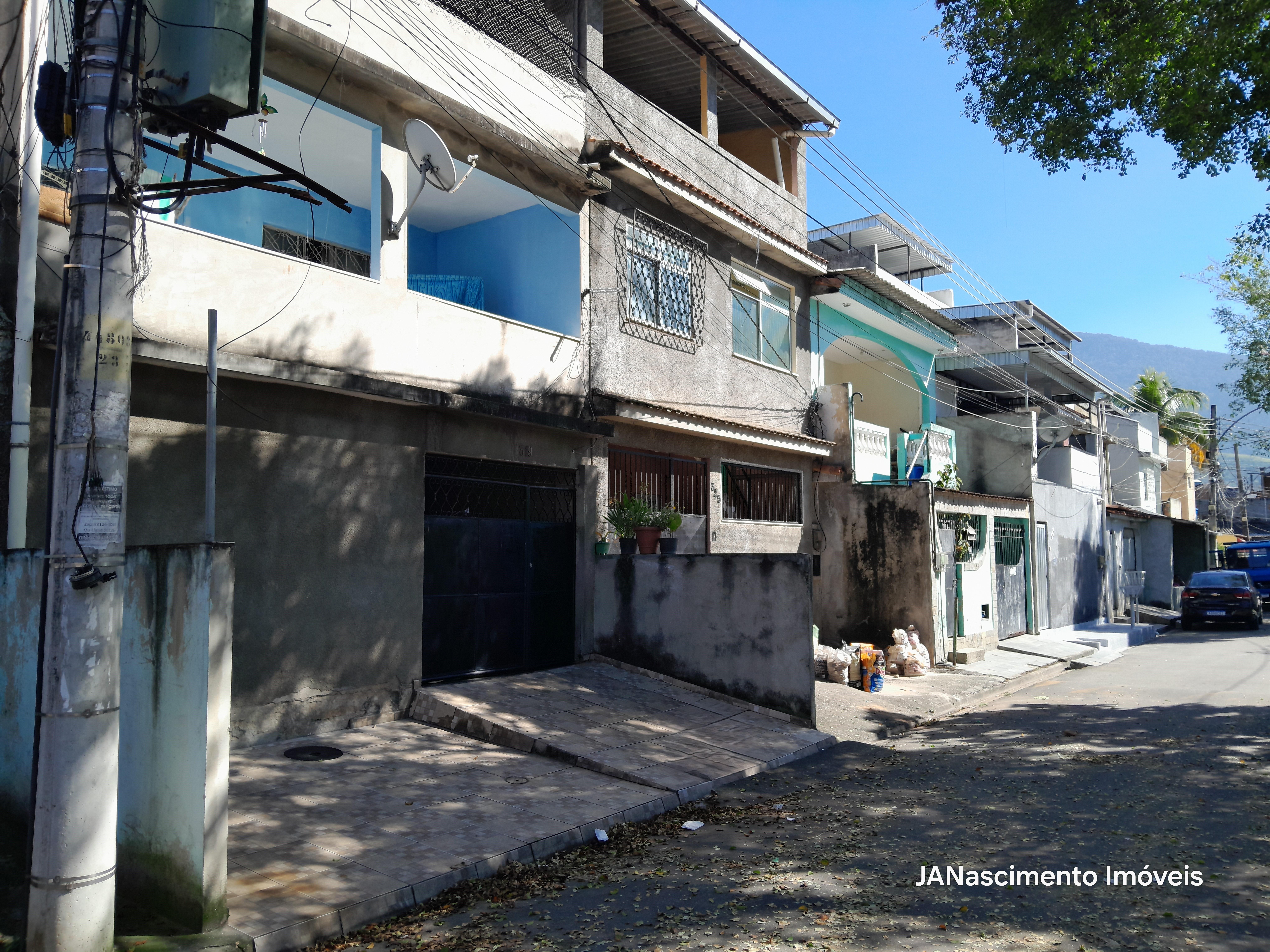 Imagem Casa com 2 Quartos à Venda, 150 m² em Bangu - Rio de Janeiro Imagem Casa com 2 Quartos à Venda, 150 m² em Bangu - Rio de Janeiro