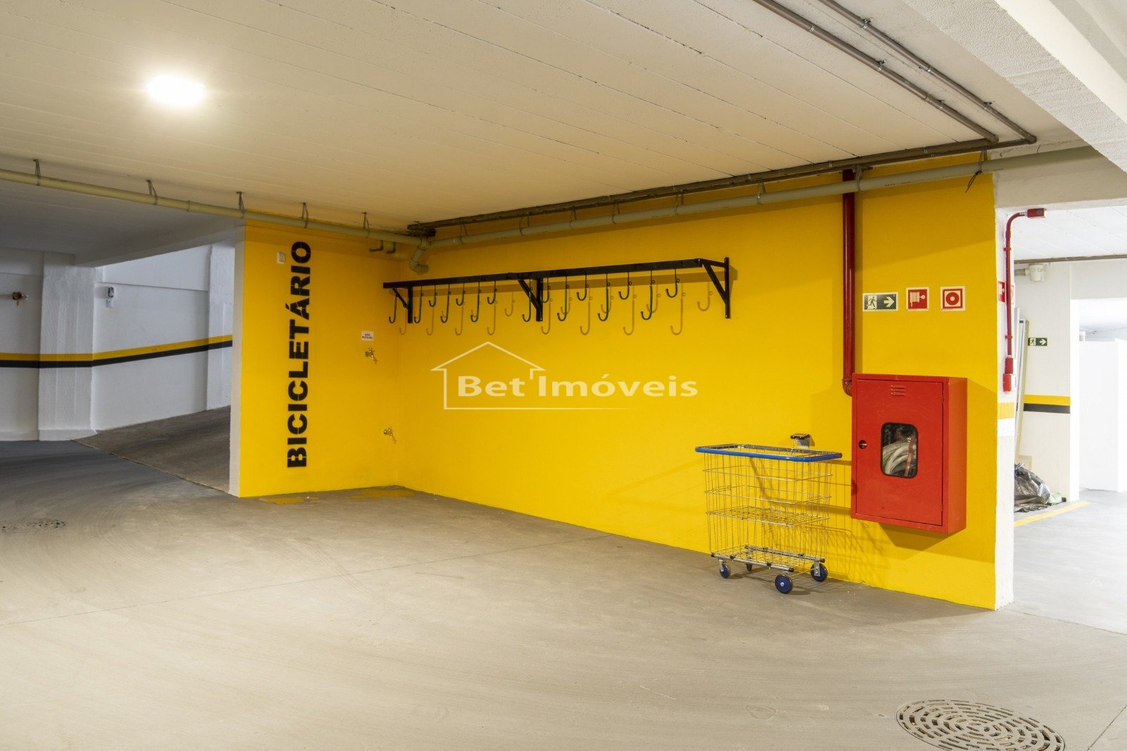 Imagem Apartamento com 3 Quartos à Venda, 151 m²em Morro do Espelho - São Leopoldo Imagem Apartamento com 3 Quartos à Venda, 151 m²em Morro do Espelho - São Leopoldo