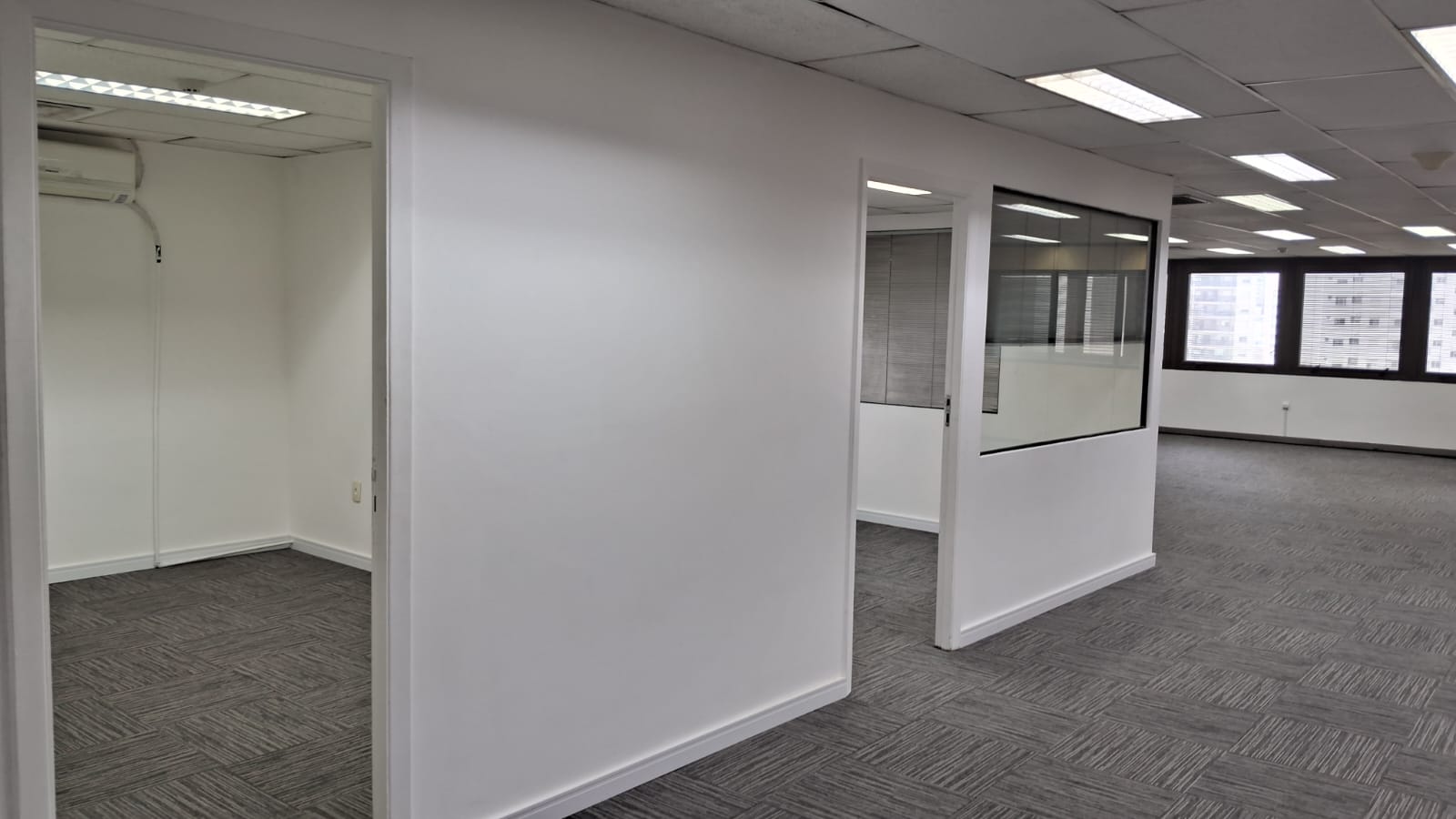 Imagem Sala Comercial à Venda ou Locação, 316 m² em Bela Vista - São Paulo