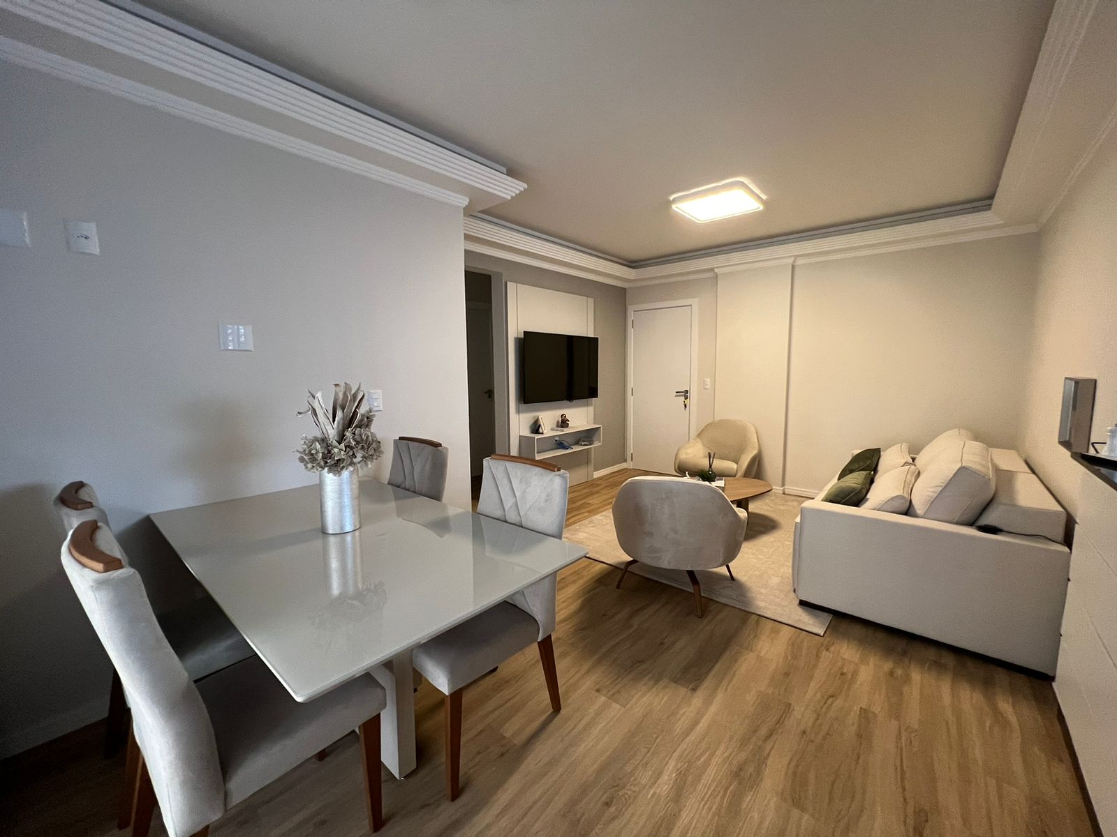 Imagem Apartamento com 3 Quartos à Venda, 86 m²em Centro - Balneário Camboriú