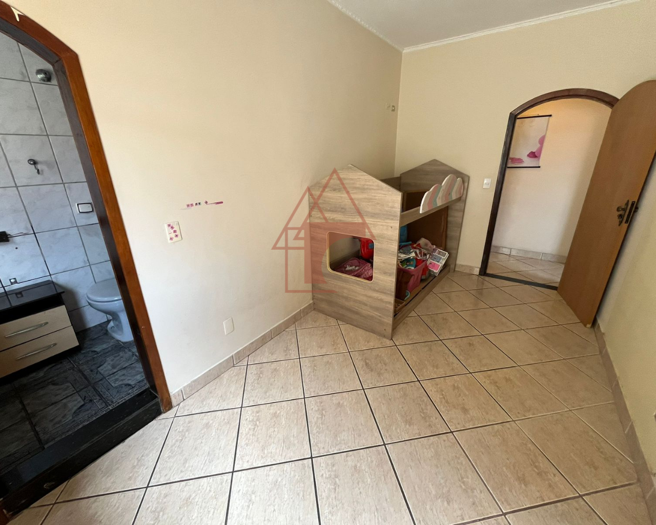 Imagem Sobrado com 4 Quartos à Venda, 162 m² em Vila Ponte Nova - Cubatão