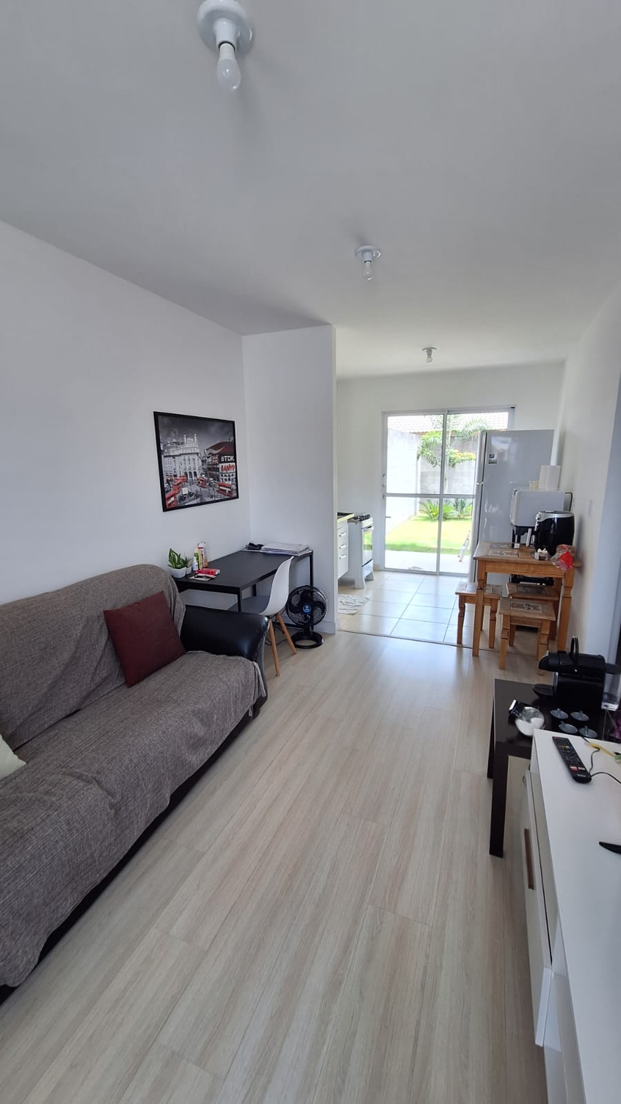 Imagem Casa com 2 Quartos à Venda, 44 m²em Vila São Benedito - Pindamonhangaba Imagem Casa com 2 Quartos à Venda, 44 m²em Vila São Benedito - Pindamonhangaba