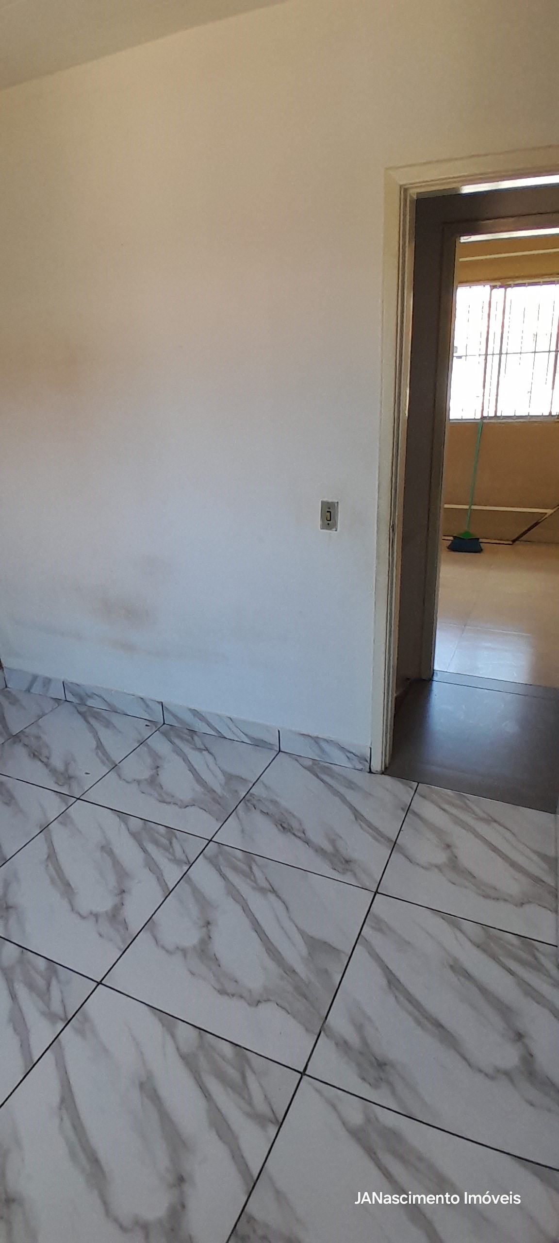 Imagem Casa com 2 Quartos para Alugar, 80 m² em Bangu - Rio de Janeiro
