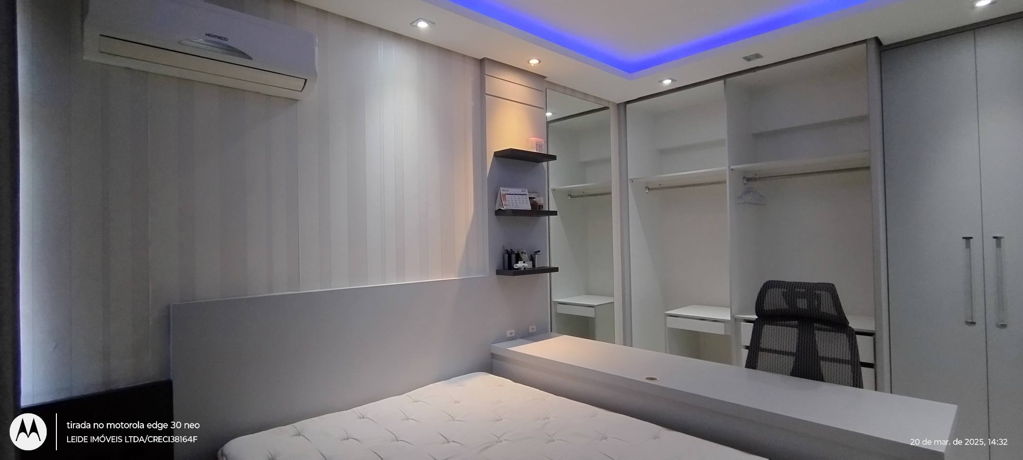 Imagem Apartamento com 2 Quartos à Venda, 72 m² em Centro - Florianópolis