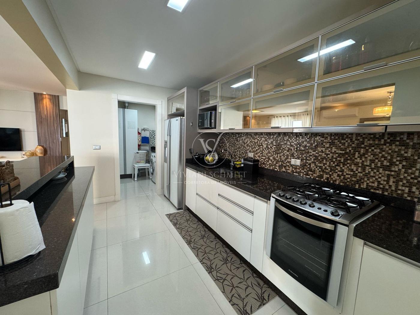 Imagem Apartamento com 4 Quartos à Venda, 195 m² em Centro - Itapema Imagem Apartamento com 4 Quartos à Venda, 195 m² em Centro - Itapema