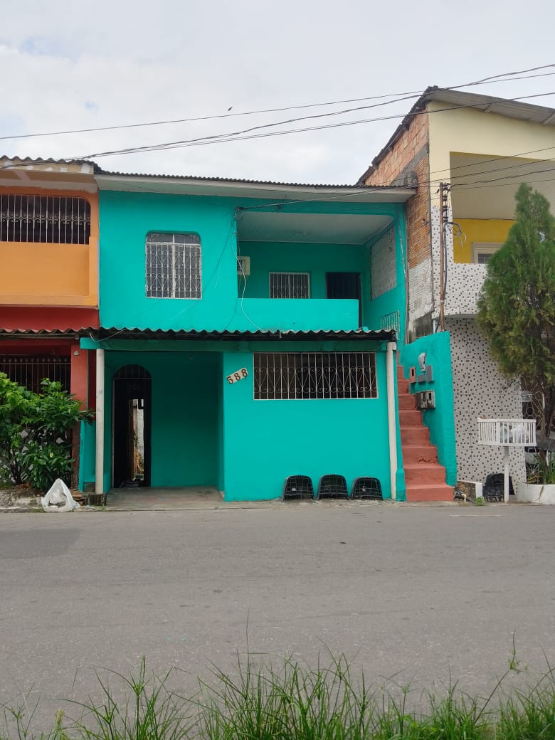 Casa com 4 Quartos à Venda, 150 m²em Japiim - Manaus