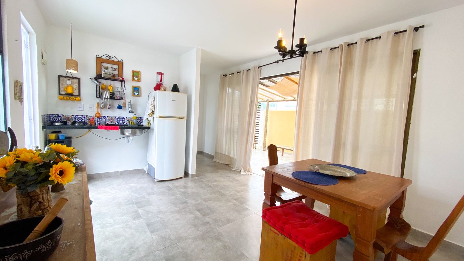 Imagem Casa de Condomínio com 2 Quartos à Venda ou Locação, 165 m²em Vila de Abrantes (Abrantes) - Camaçari Imagem Casa de Condomínio com 2 Quartos à Venda ou Locação, 165 m²em Vila de Abrantes (Abrantes) - Camaçari