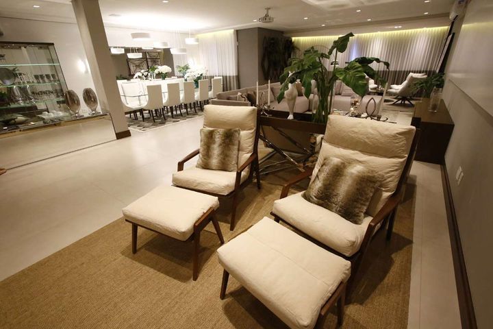Imagem Apartamento com 4 Quartos à Venda, 314 m² em Centro - Gramado Imagem Apartamento com 4 Quartos à Venda, 314 m² em Centro - Gramado