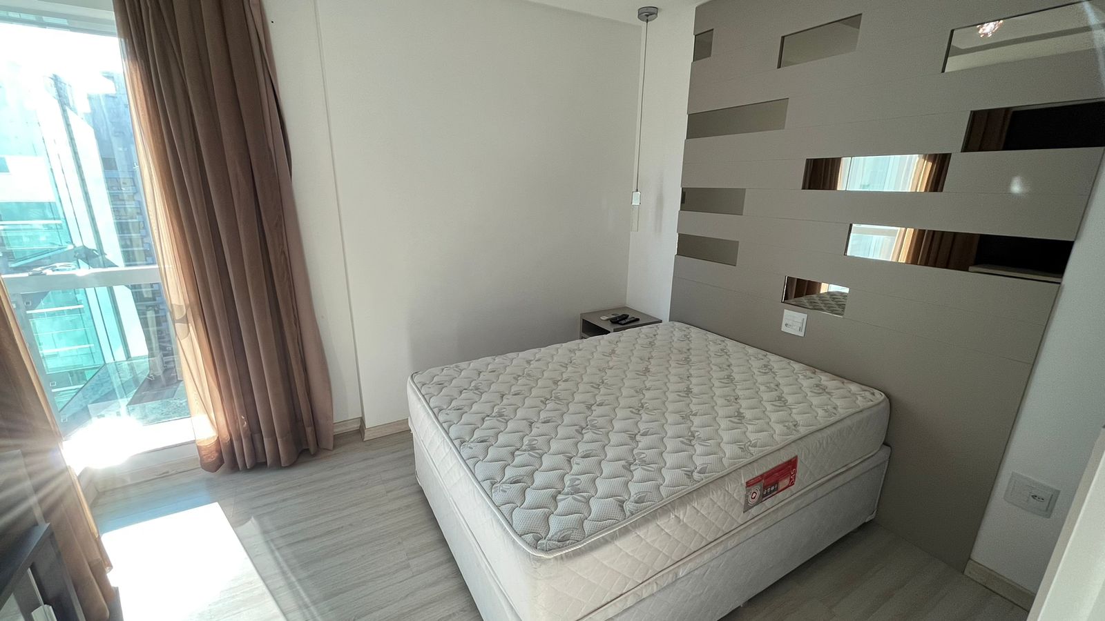 Imagem Apartamento com 4 Quartos à Venda, 163 m²em Meia Praia - Itapema