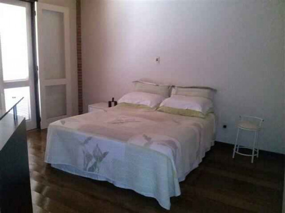 Imagem Casa com 3 Quartos à Venda, 250 m² em Primeira Linha - Criciúma Imagem Casa com 3 Quartos à Venda, 250 m² em Primeira Linha - Criciúma