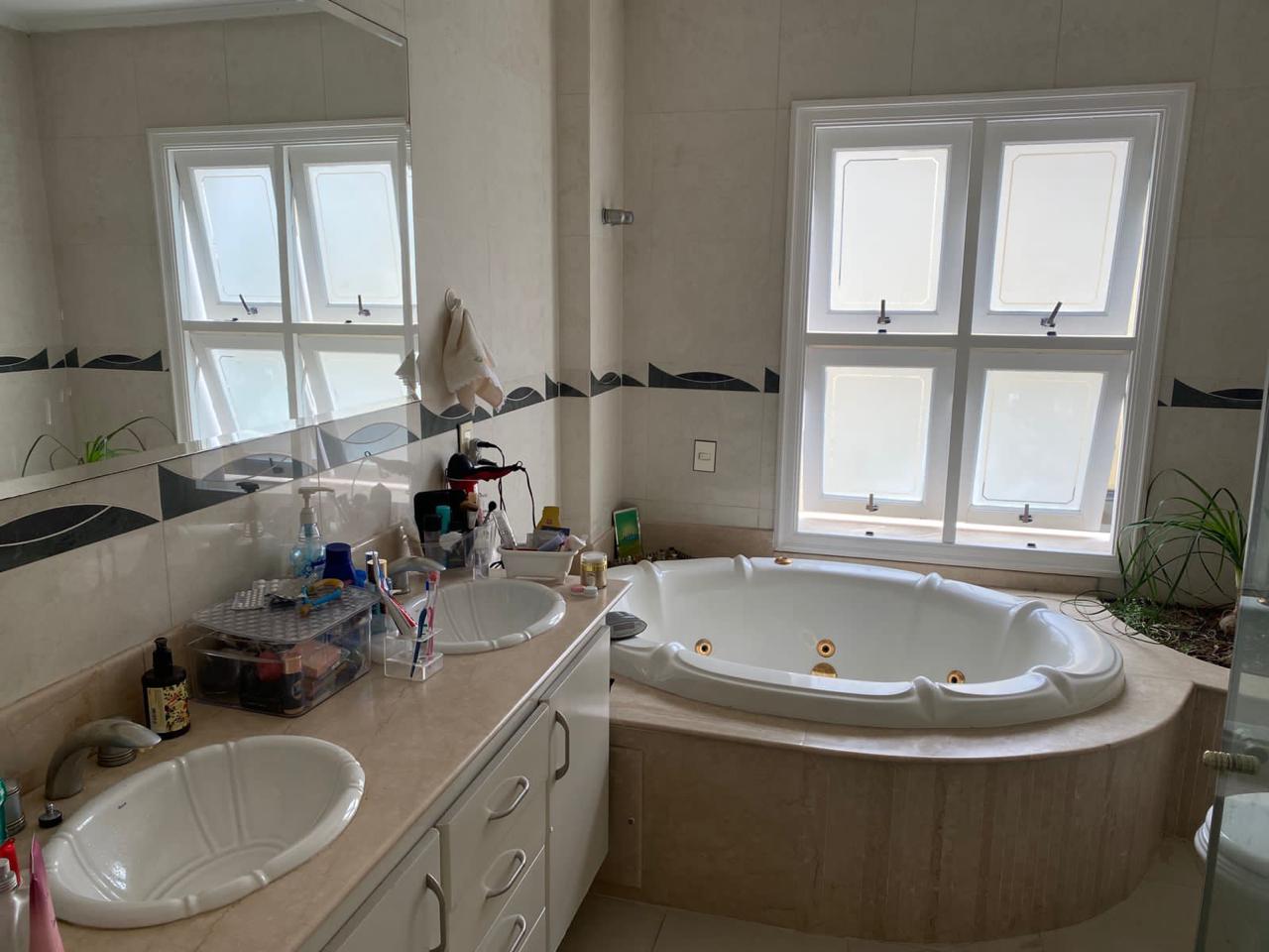 Imagem Casa de Condomínio com 5 Quartos à Venda ou Locação, 582 m²em Alphaville Residencial Zero - Barueri
