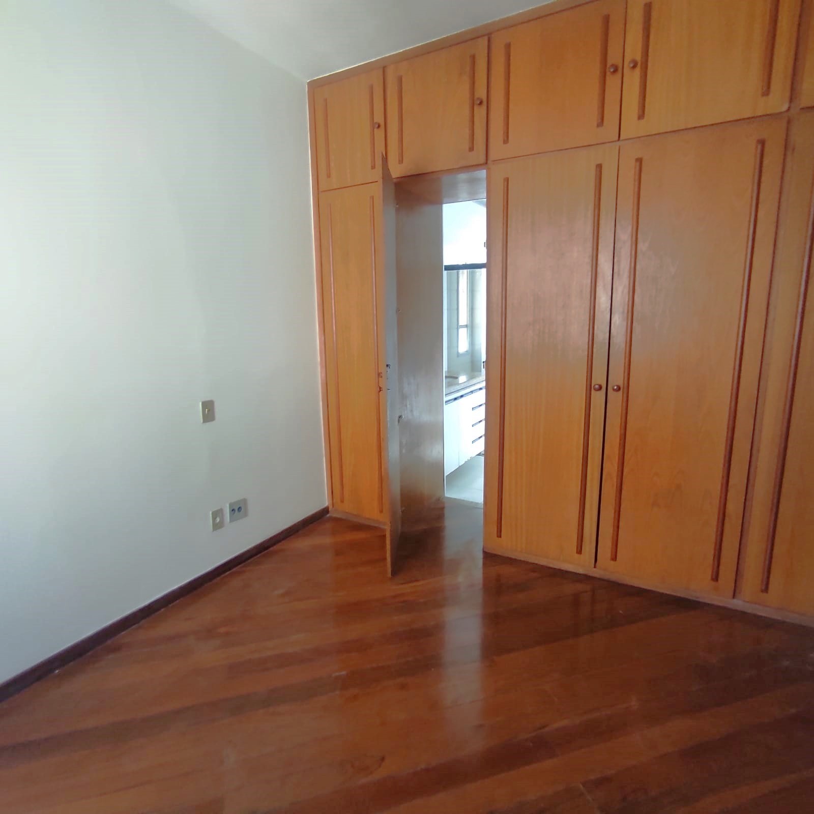 Imagem Apartamento com 4 Quartos à Venda, 126 m²em São Pedro - Belo Horizonte