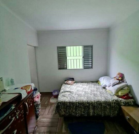 Imagem Sobrado com 5 Quartos à Venda,  em Jardim Roberto - Osasco