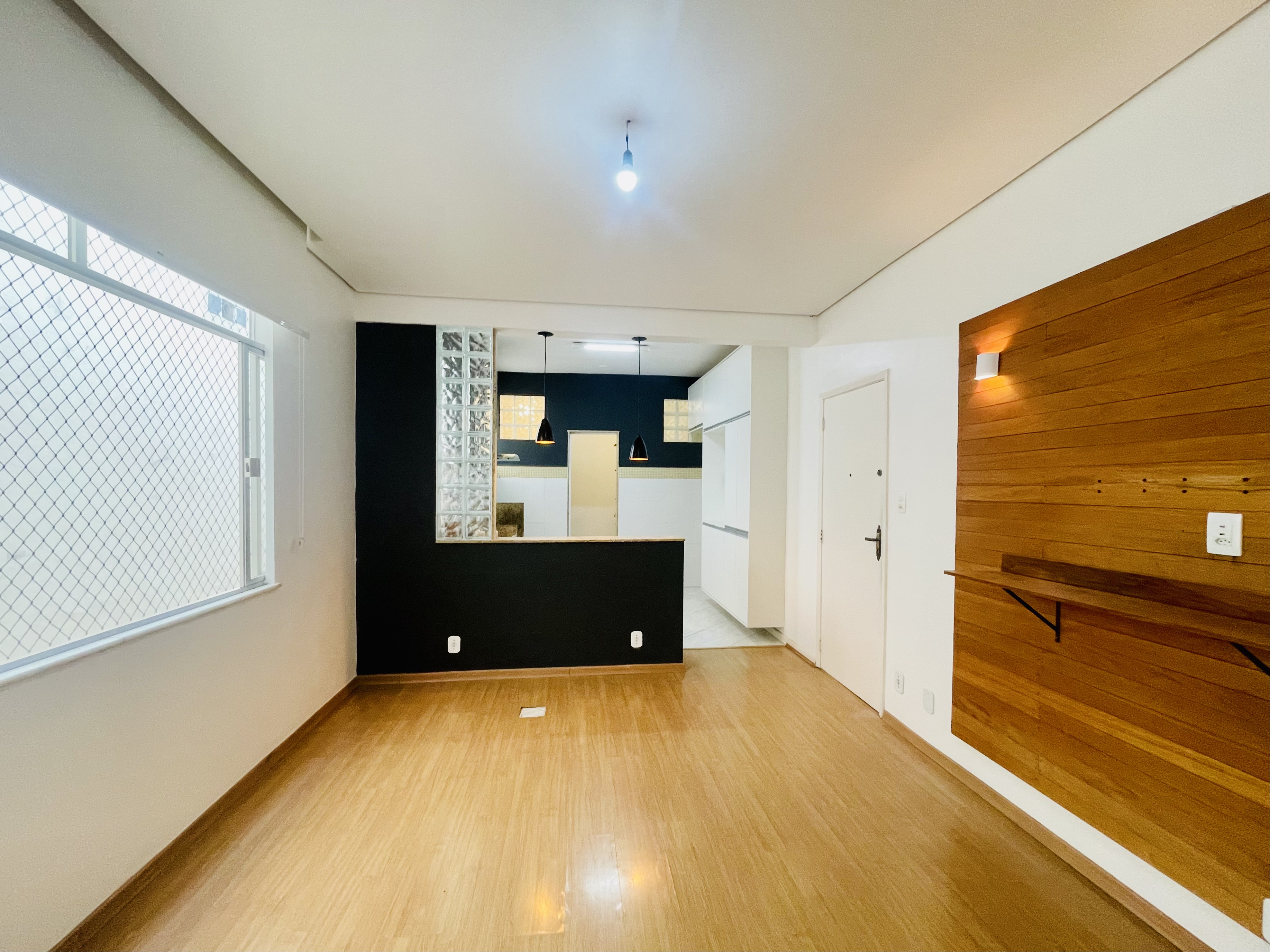 Imagem Apartamento com 2 Quartos à Venda, 51 m² em Alto - Teresópolis